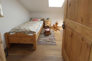 beim_schmied_traunreut_hassmoning_apartment_am_weiher_schlafen_kinder