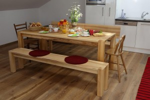 beim_schmied_traunreut_hassmoning_apartment_am_weiher_kochen_essen_02