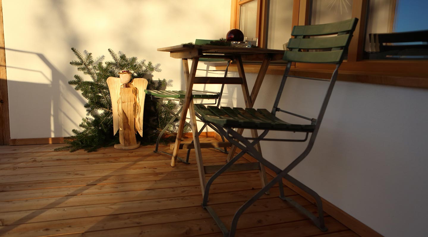 beim_schmied_traunreut_hassmoning_apartment_am_backhaeusl_terrasse_winter