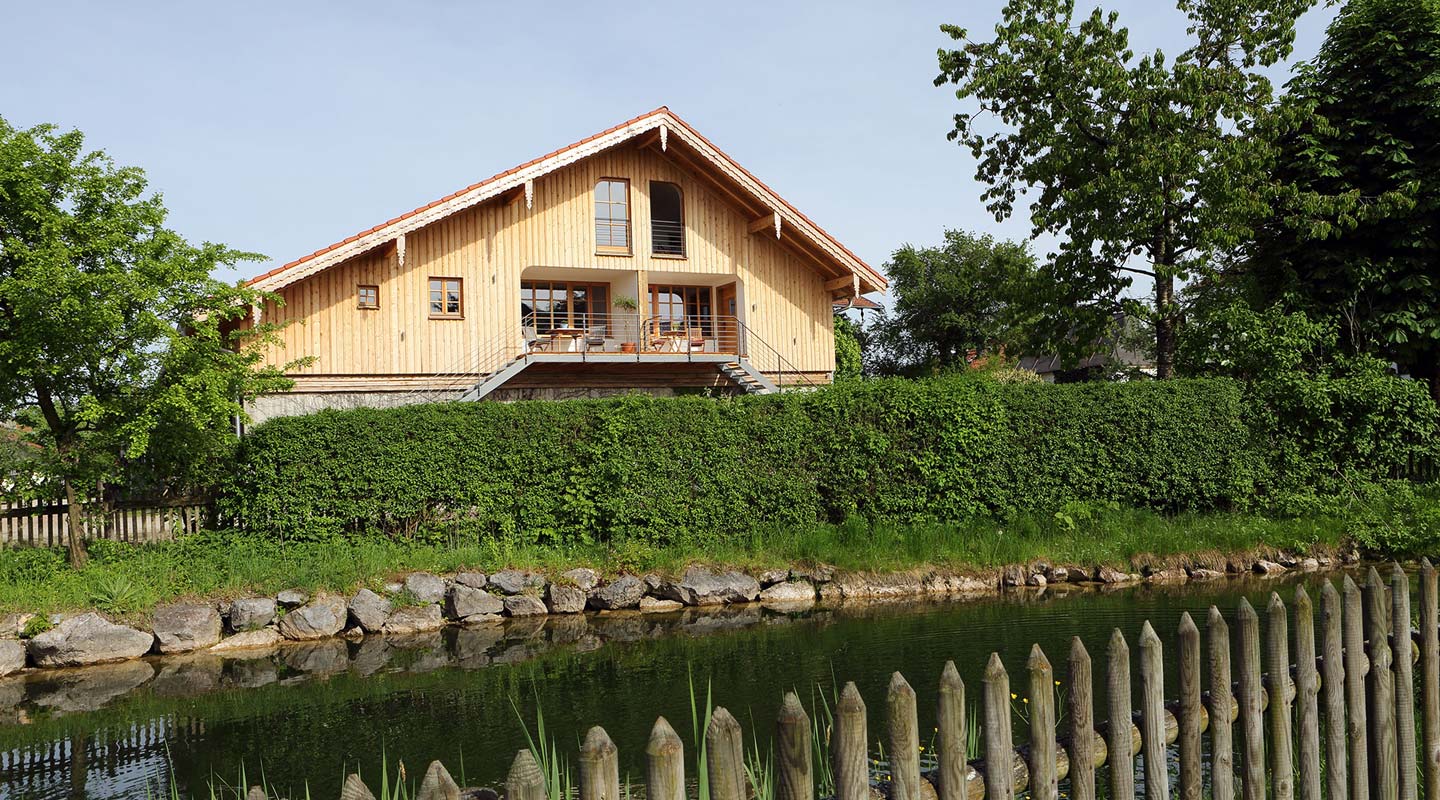 beim_schmied_traunreut_hassmoning_apartments_aussen